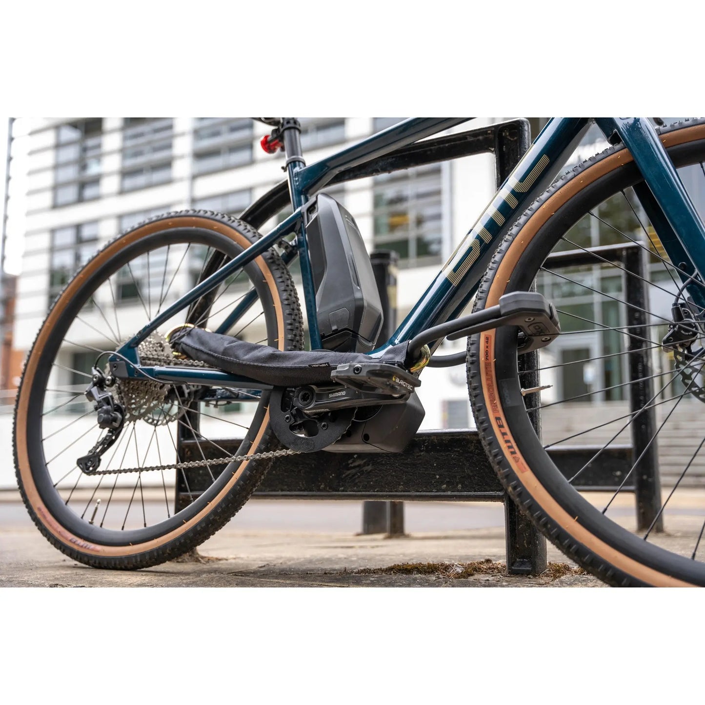 Hiplok DXXL D-Lock & Chain Combo Hiplok