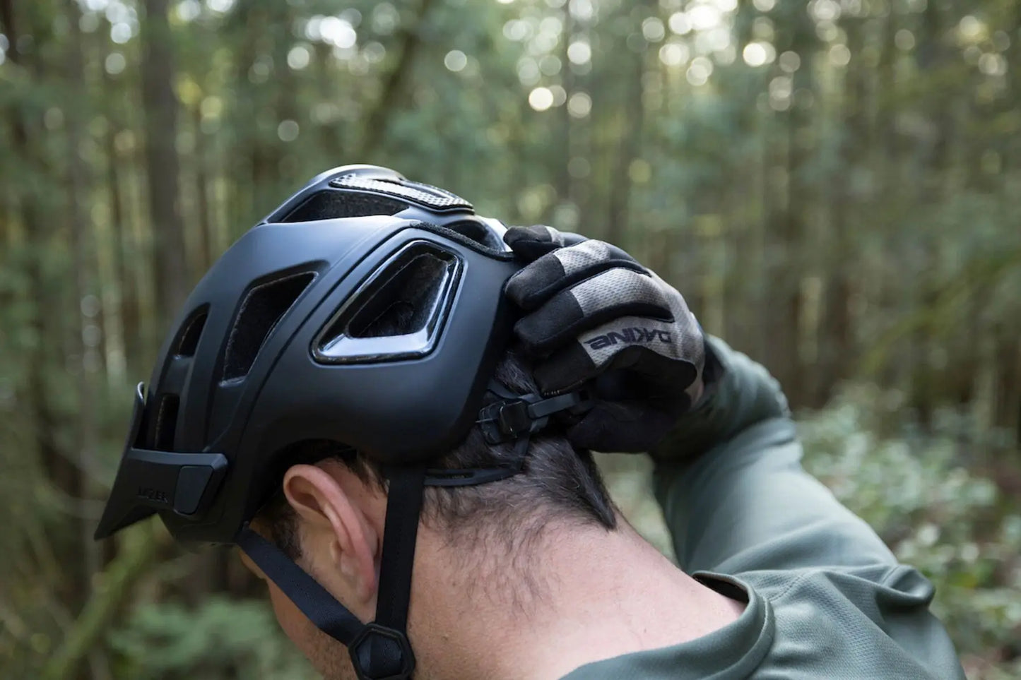 Jackal KinetiCore Helmet