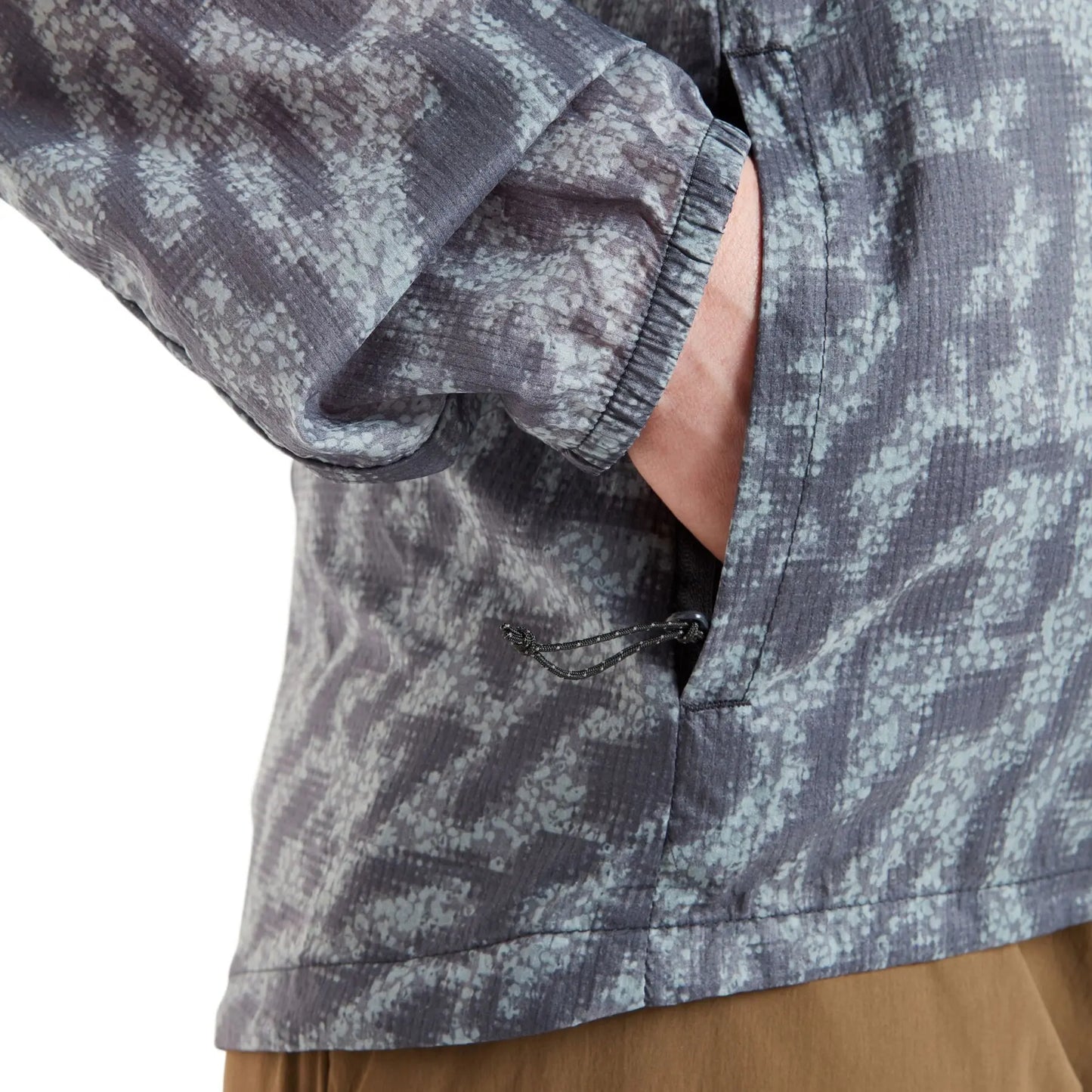 Madison Roam women's lightweight packable jacket - camo navy haze pocket details