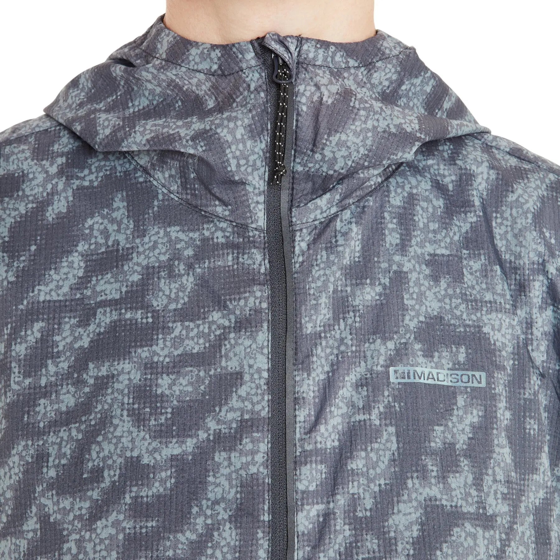 Madison Roam women's lightweight packable jacket - camo navy haze close up