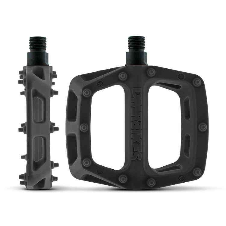 DMR V6 flat pedals in Black