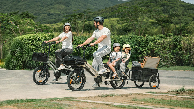 Fiido T3 Max family ride lifestyle image