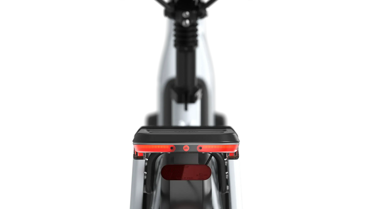 Gazelle Grenoble C5+ Frozen White electric bike lifestyle image