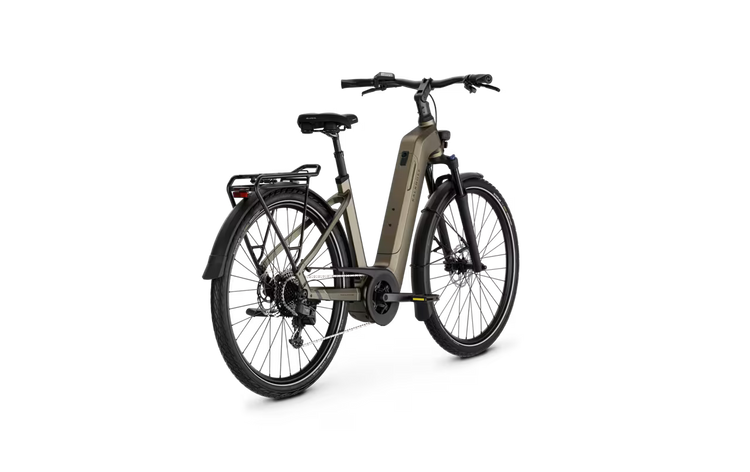 Kalkhoff Endeavour 5 Auto 2027 low-step electric bike in Umber Brown Matt – three-quarter view