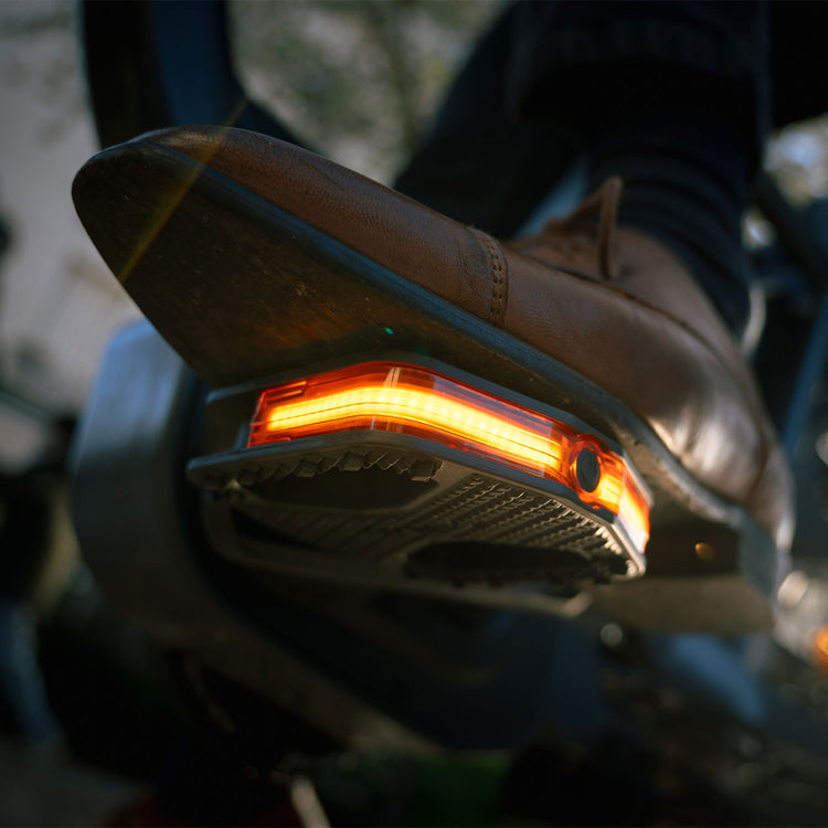 LOOK Geo City Vision 360° LED Safety Pedals