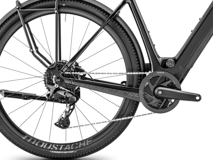 Moustache Dimanche 28 Urban Shimano CUES drivetrain close-up